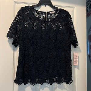 Navy Blue top. Adorable with jeans